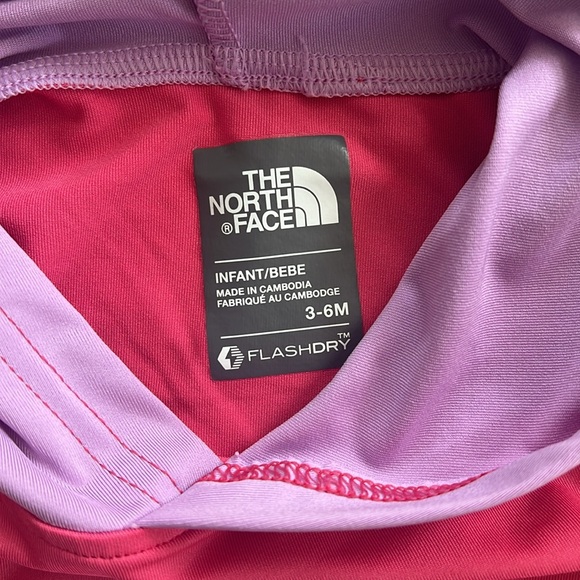 THE NORTH FACE HIKE HOODED TOP/3-6 months - Picture 3 of 4
